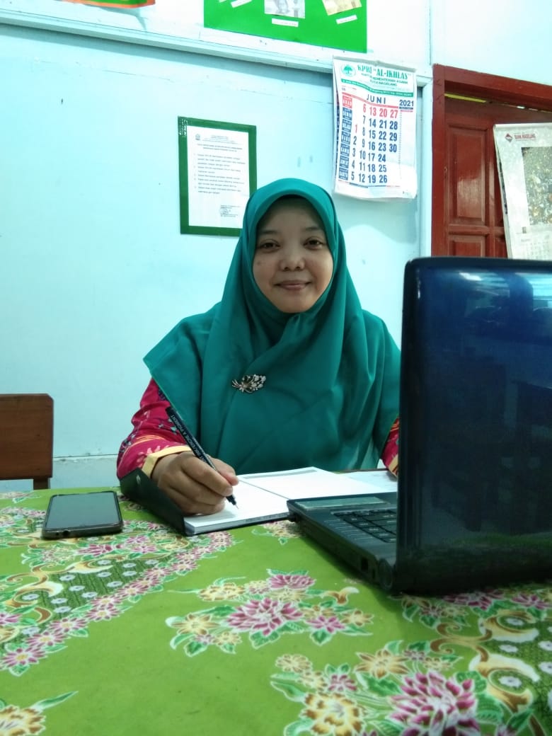 Muflihatuth Thohiroh, M.Pd.I